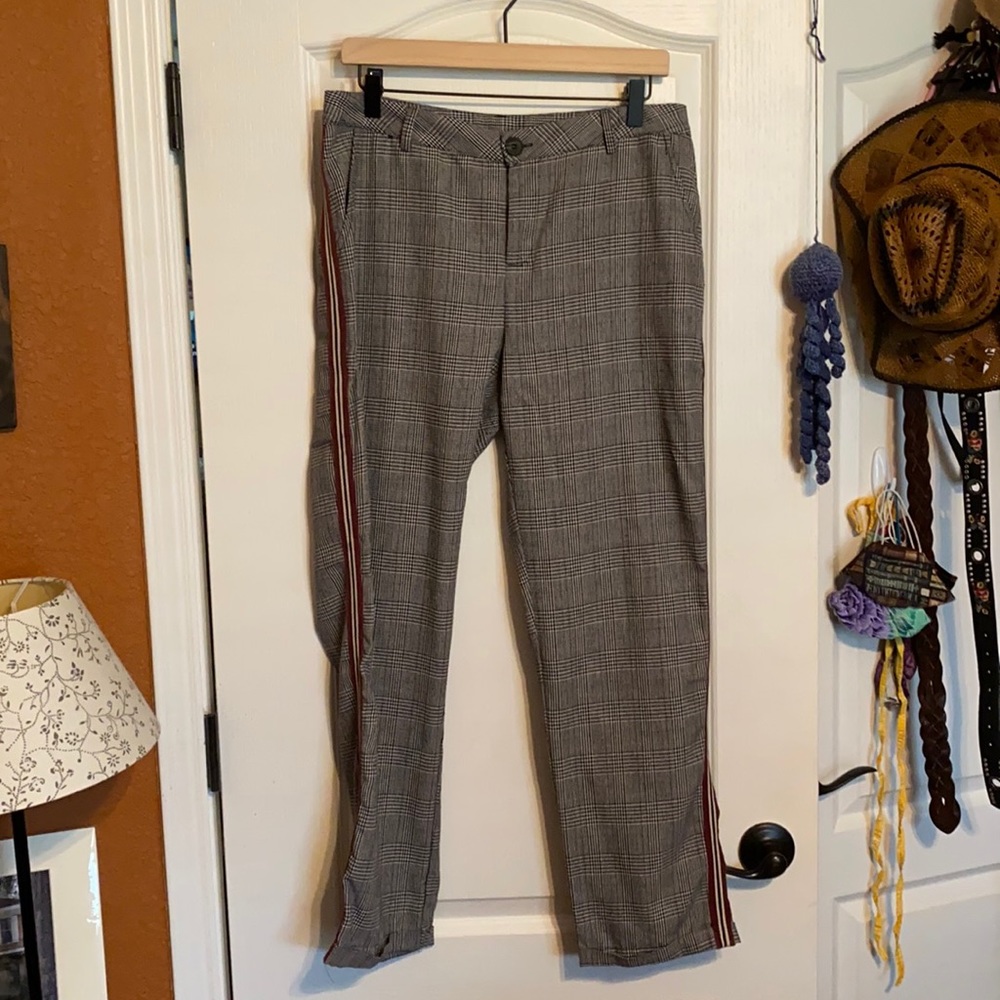 hem and thread houndstooth pants